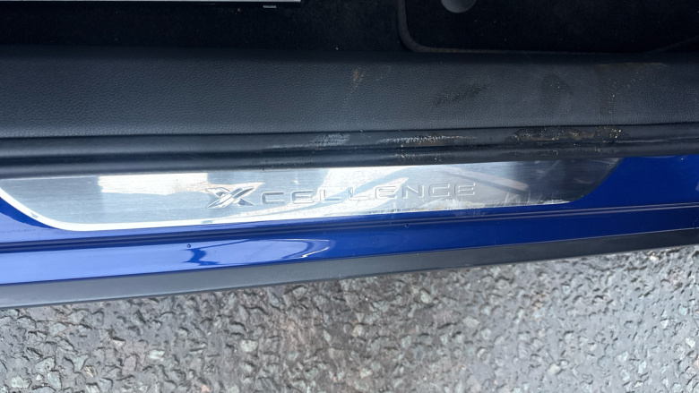 SEAT Arona 1.0 TSI 110 Xcellence [EZ] 5dr DSG Petrol Hatchback